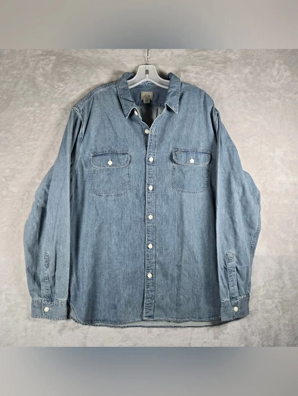 J Crew Denim Work Shirt Mens Size XL Blue Midweight Button Up Casual BT744